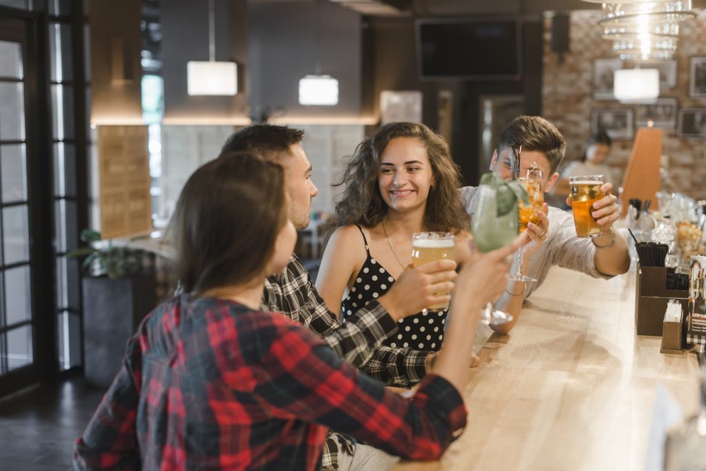 Opções de bares e gastronomia perto de casa